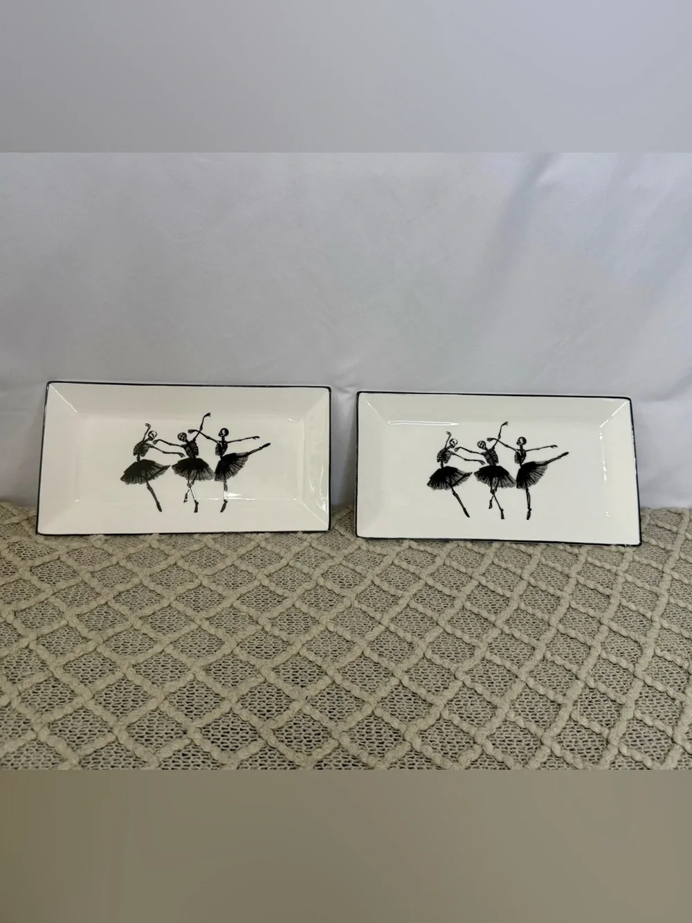 Wicked Ciroa stylish white